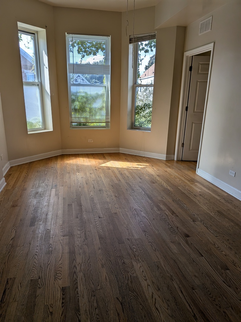 5031 Hermitage Avenue, Chicago, IL 60609