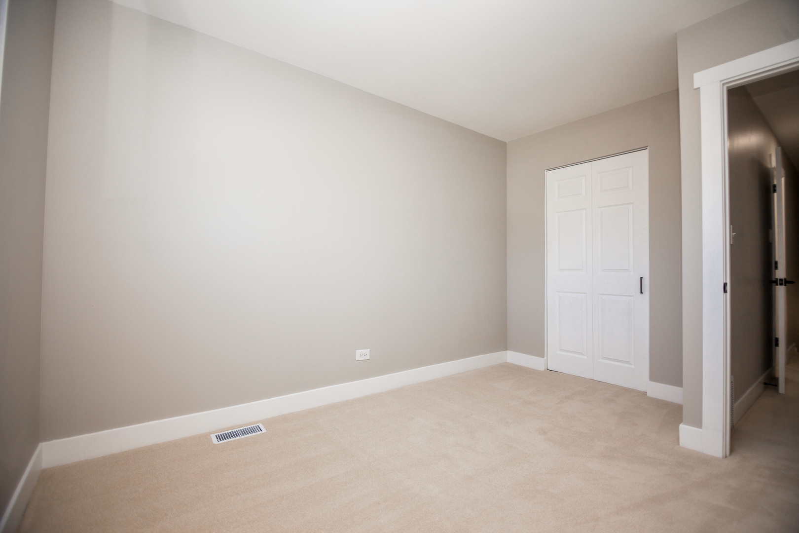 306 111th Street, Chicago, IL 60628