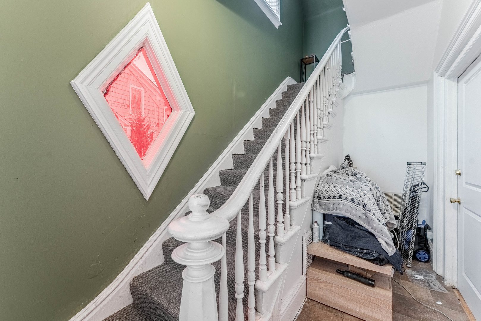 131 Gifford Street, Elgin, IL 60120