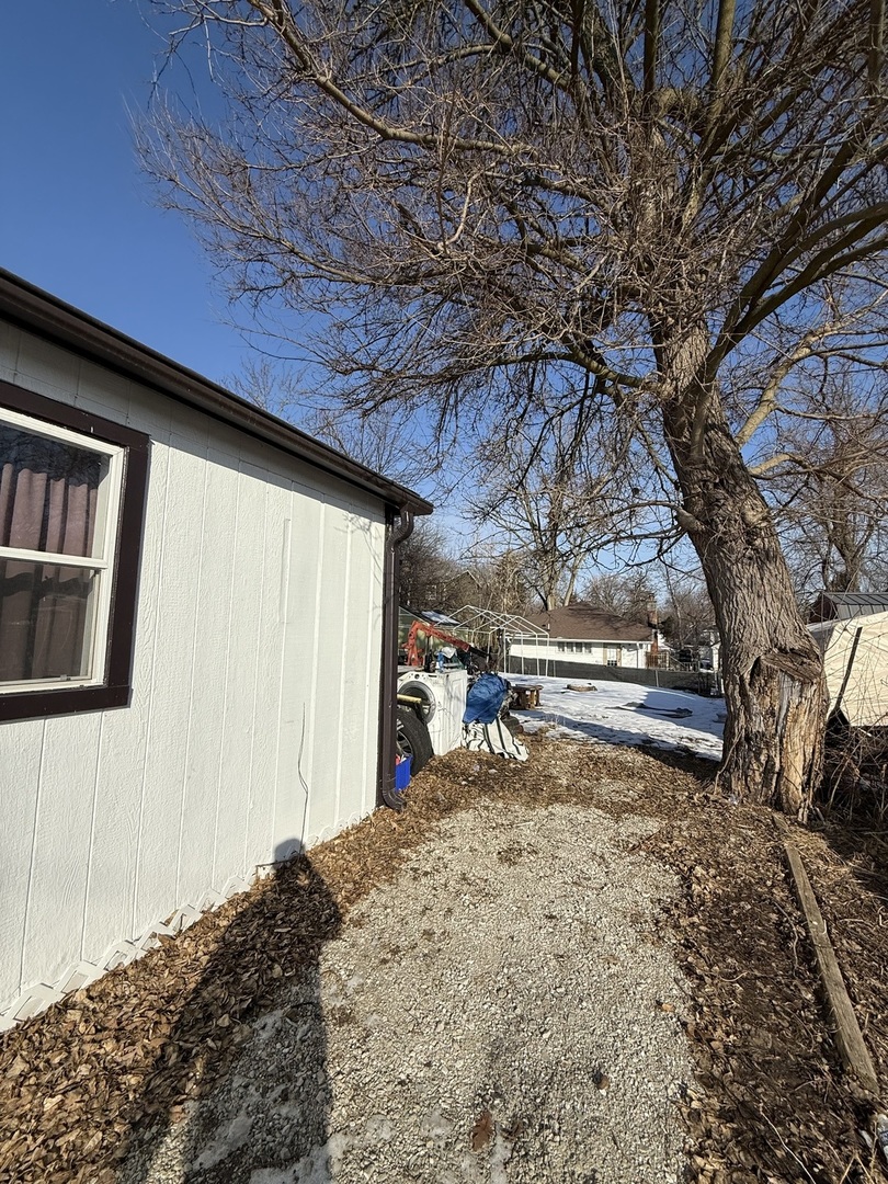 24522 Norelius Avenue, Round Lake, IL 60073