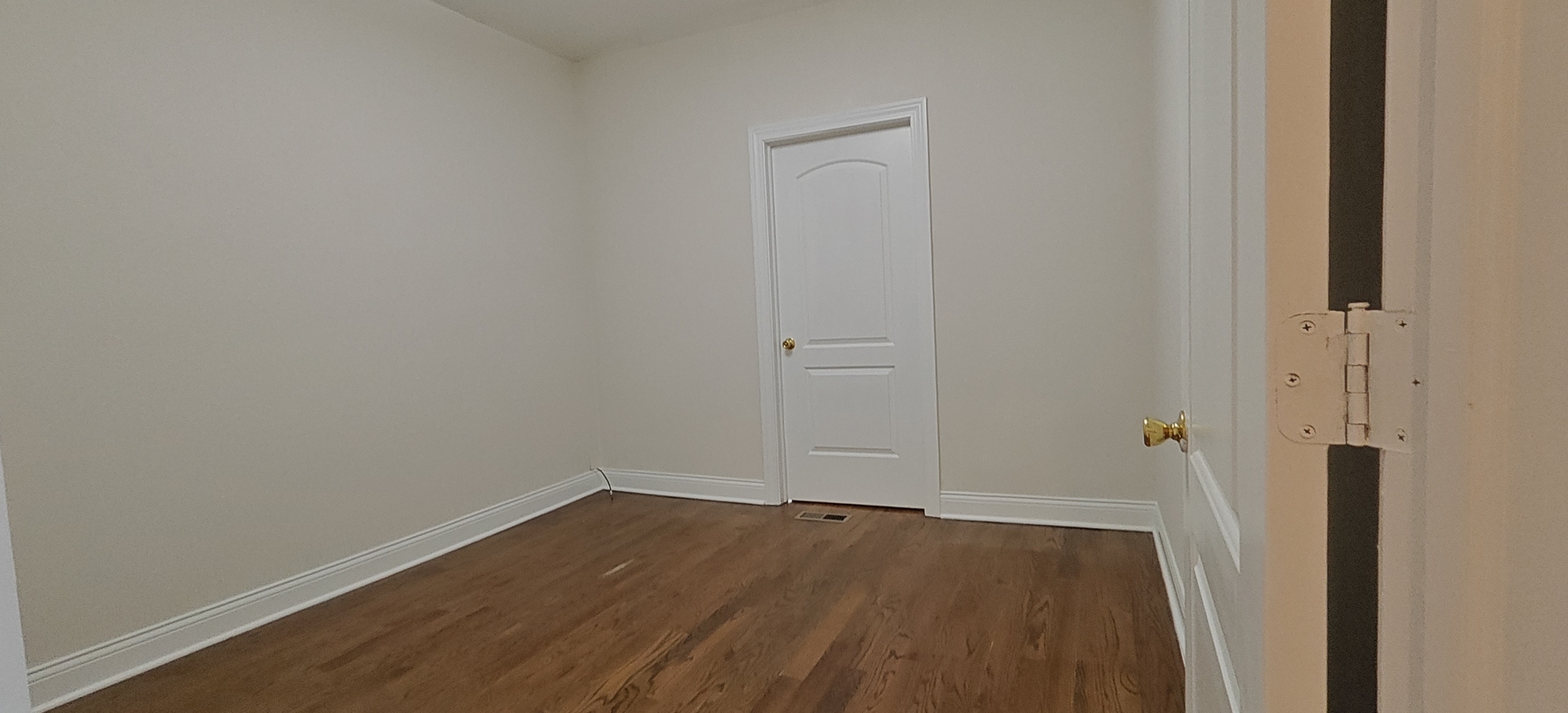 4222 Laramie Avenue, Chicago, IL 60641