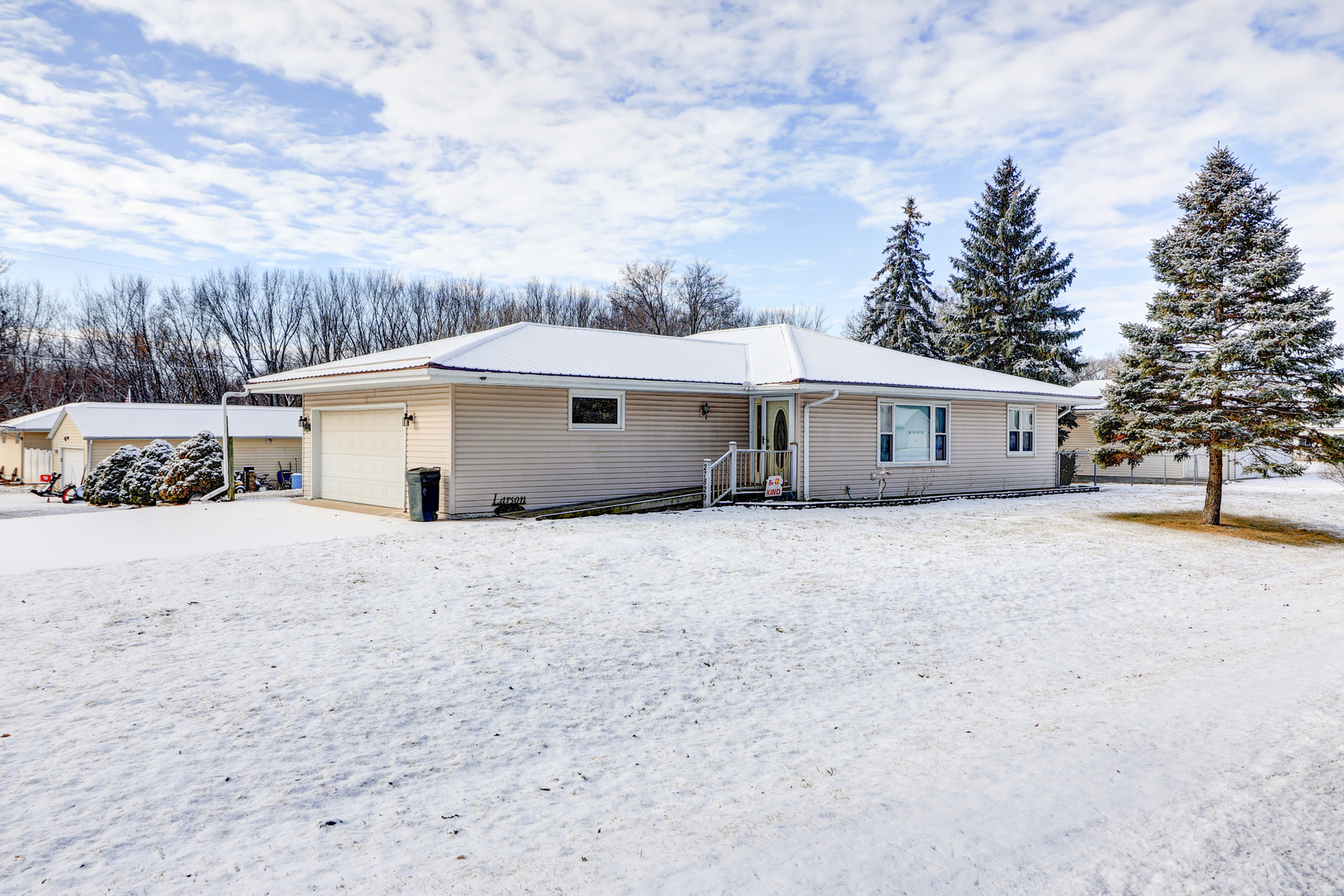 27829 Larson Street, Rock Falls, IL 61071