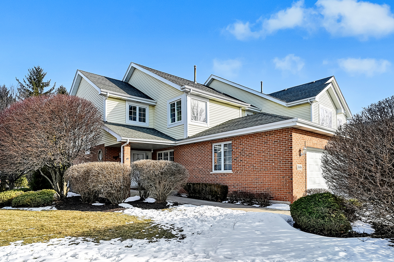 7676 Thistlewood Lane, Frankfort, IL 60423