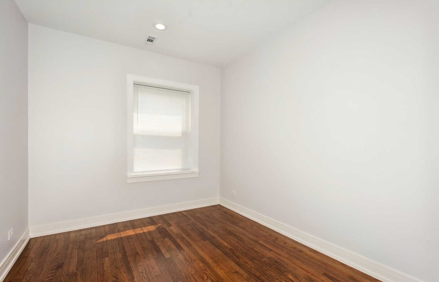 3049 Spaulding Avenue, Chicago, IL 60618