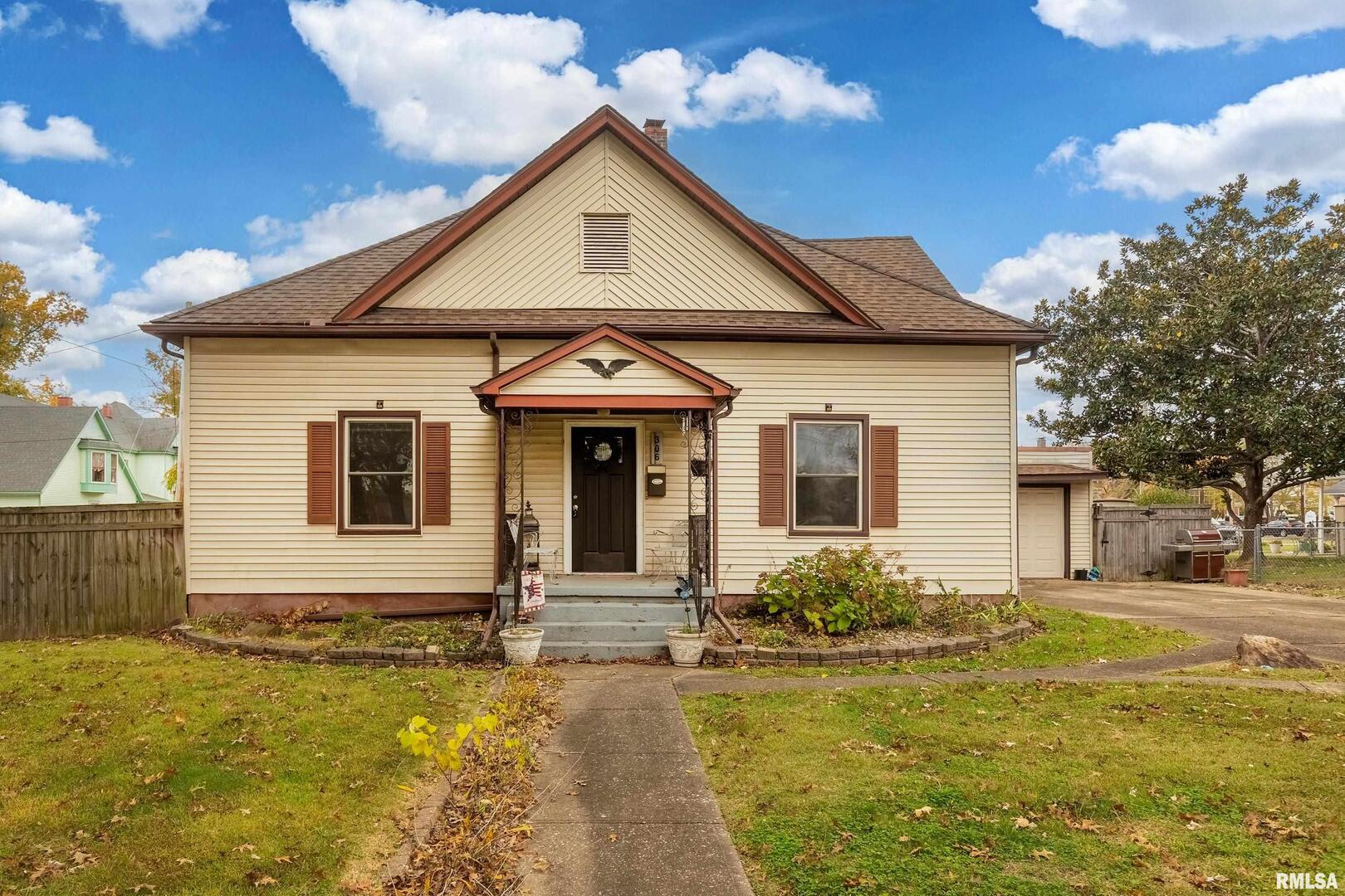 306 MADISON Street, Marion, IL 62959