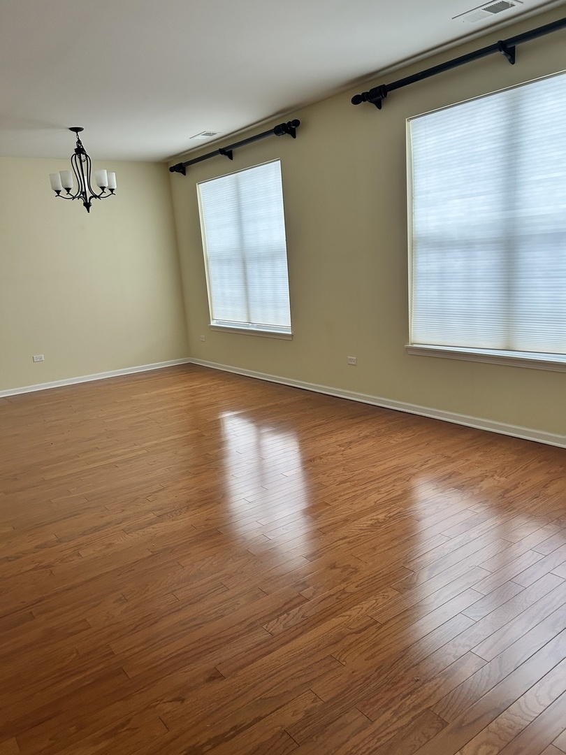 14304 Flagstaff Court, Huntley, IL 60142