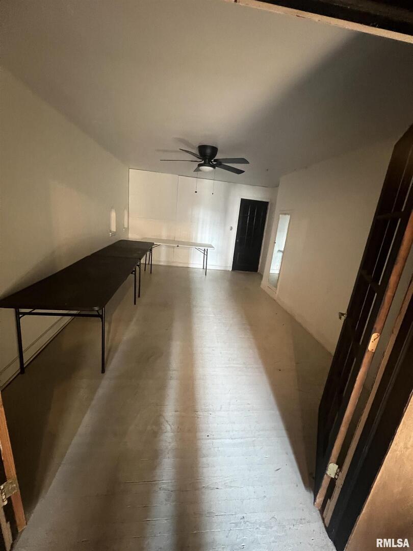 110 2ND Street, Clinton, IA 52732