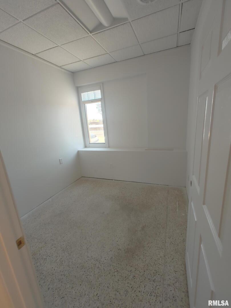 814 RIVER Drive, Davenport, IA 52803