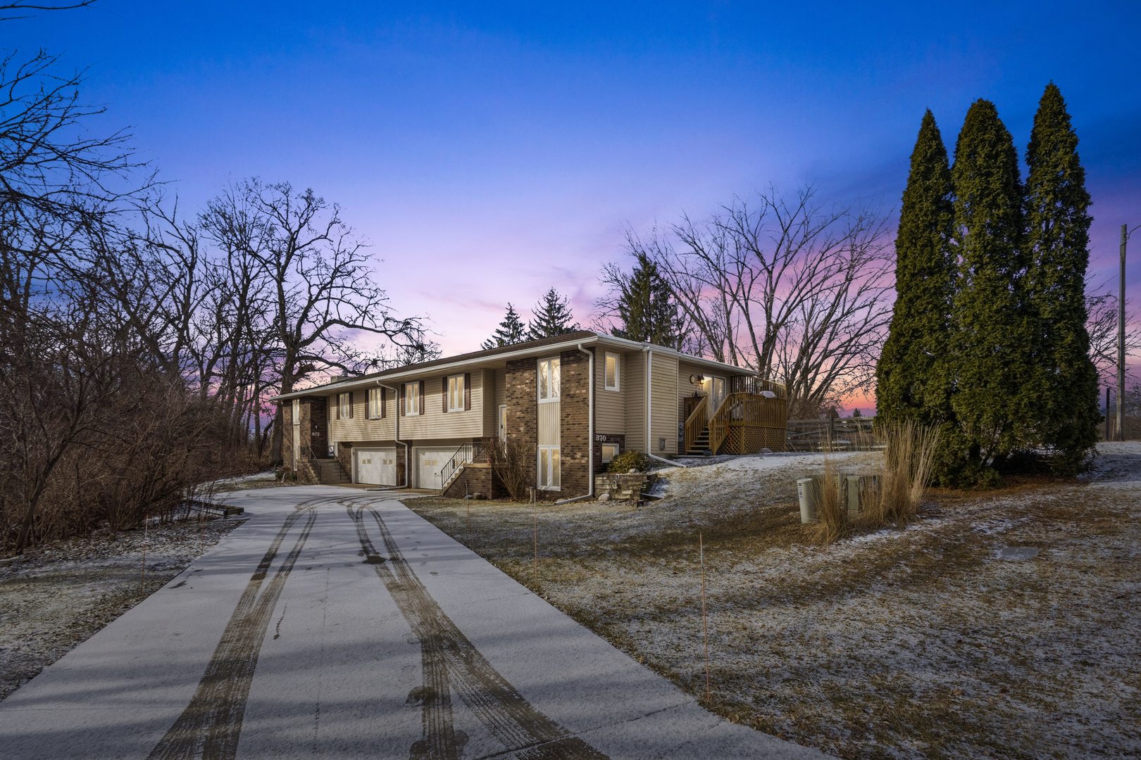 870 47th Avenue, East Moline, IL 61244