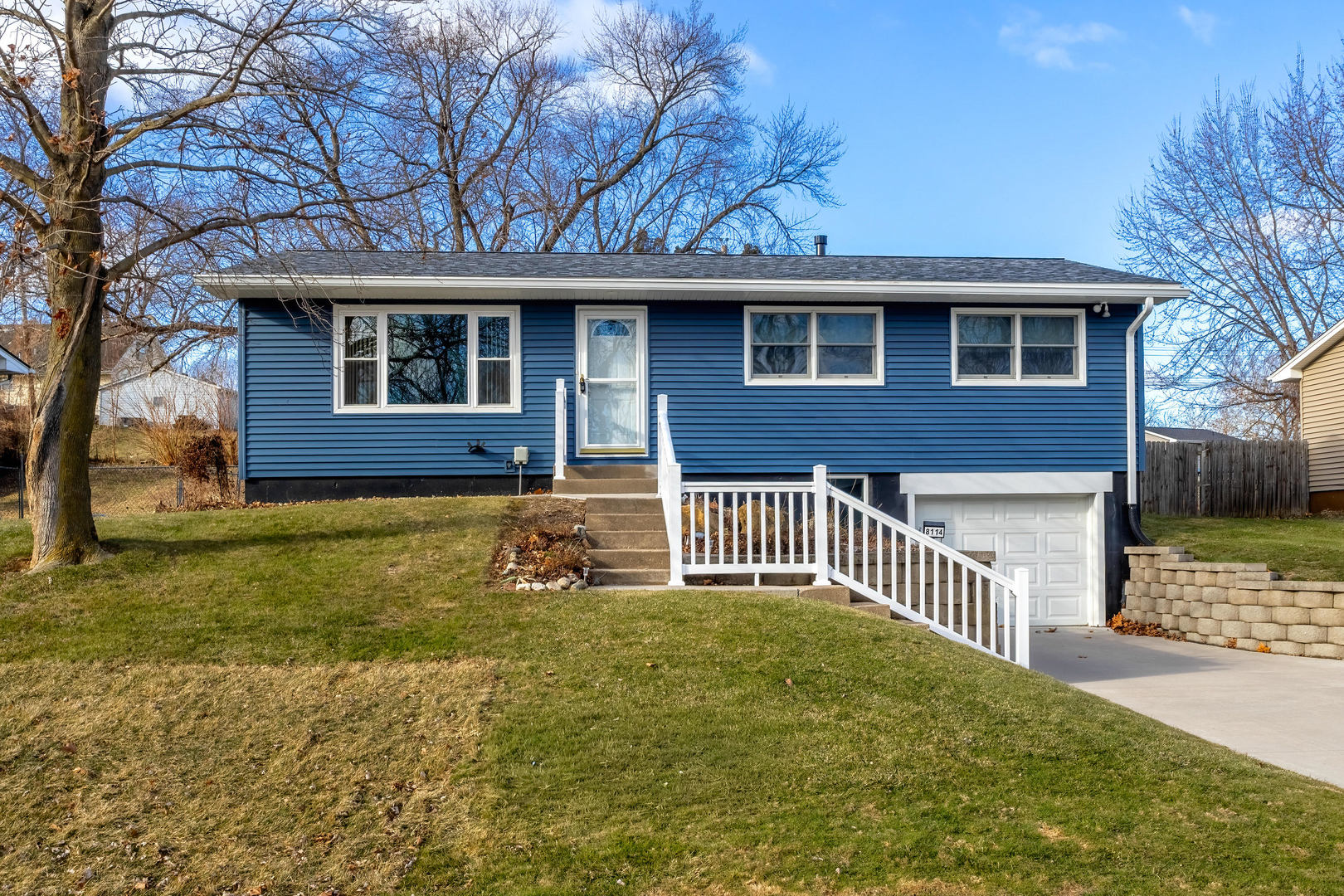 8114 9th Street, Rock Island, IL 61201