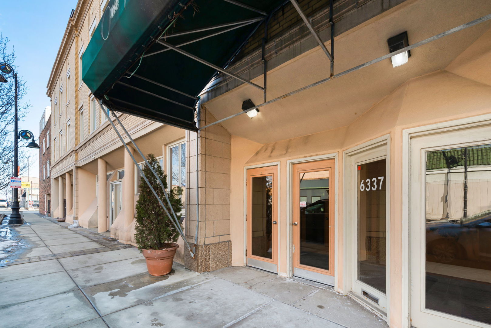 6337 Roosevelt Road, Berwyn, IL 60402