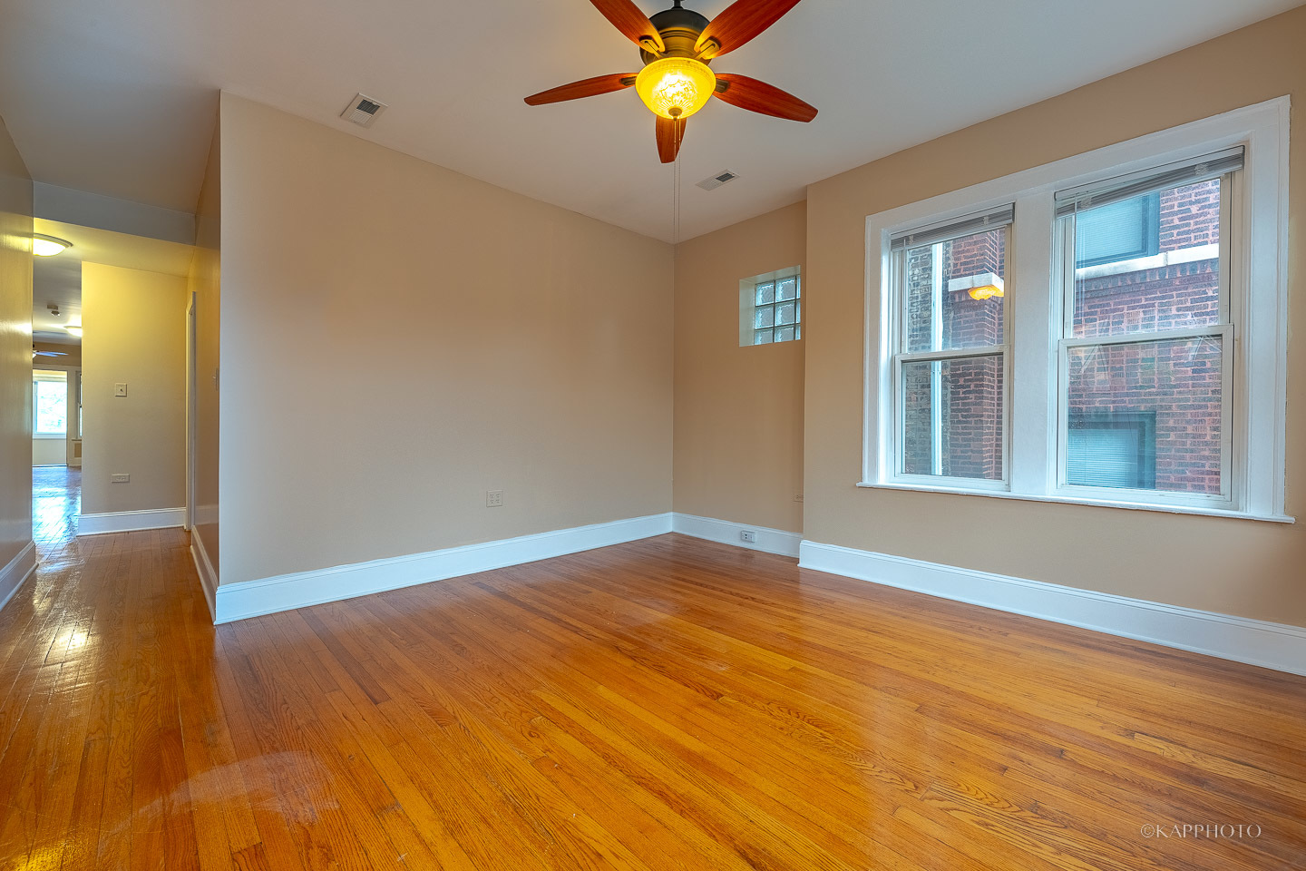 6819 Ridgeland Avenue, Chicago, IL 60649