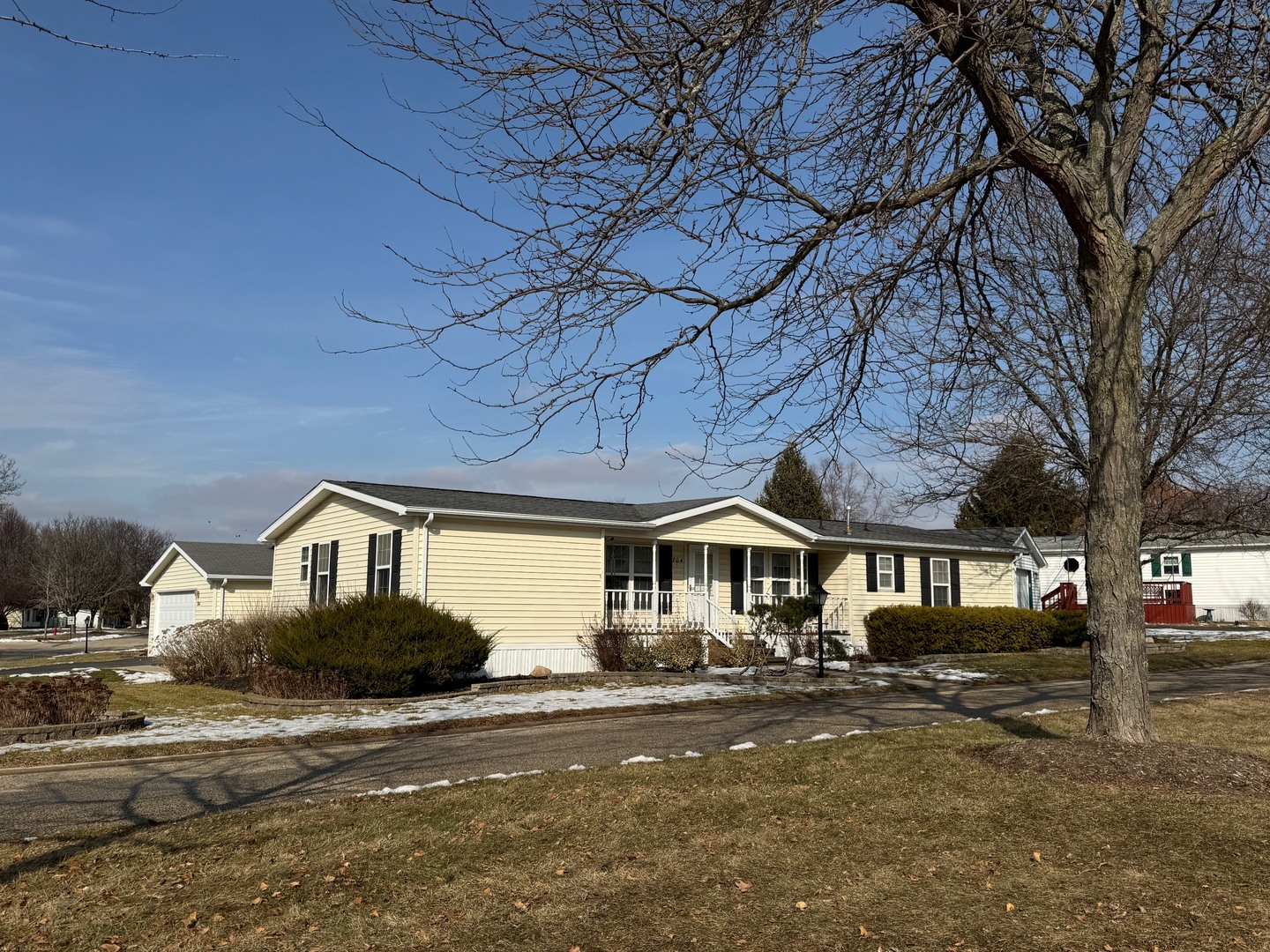 704 Cherokee Trail, Marengo, IL 60152