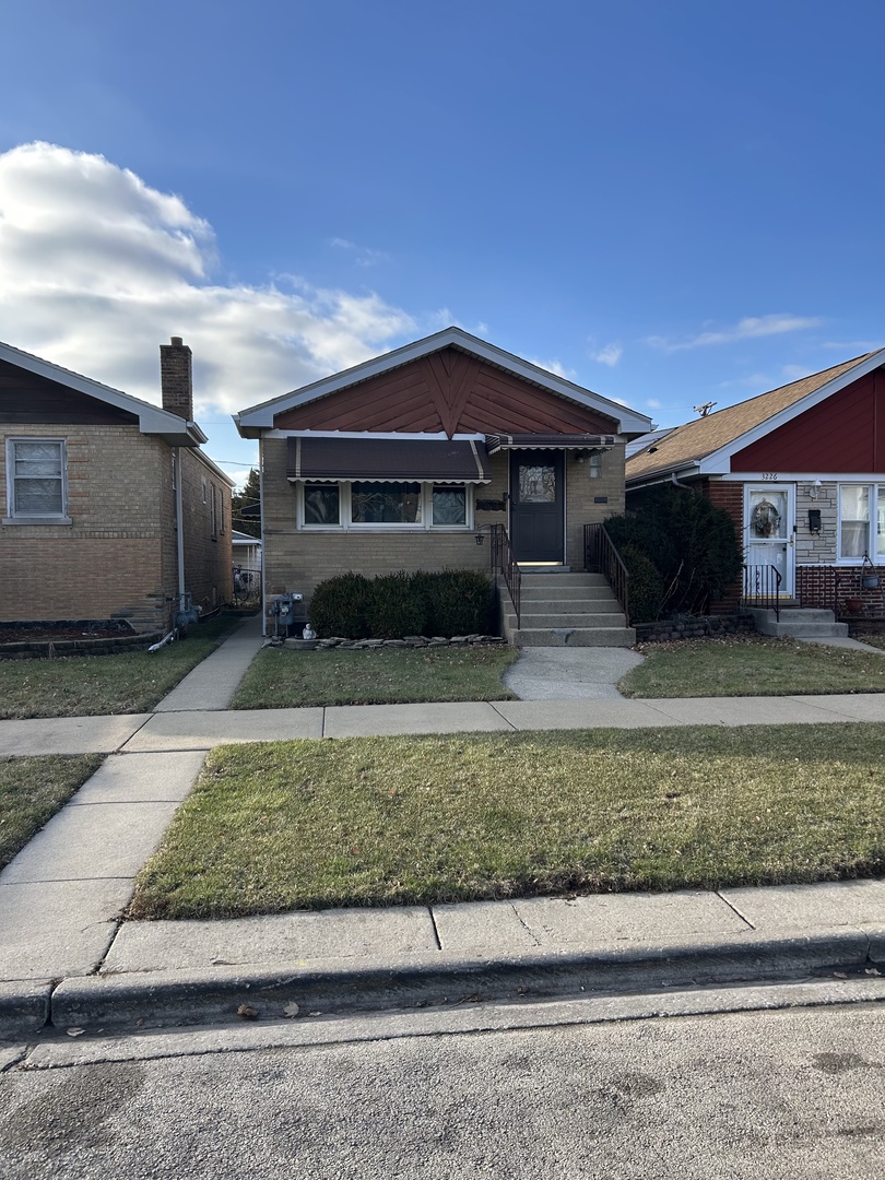3228 53rd Court, Cicero, IL 60804