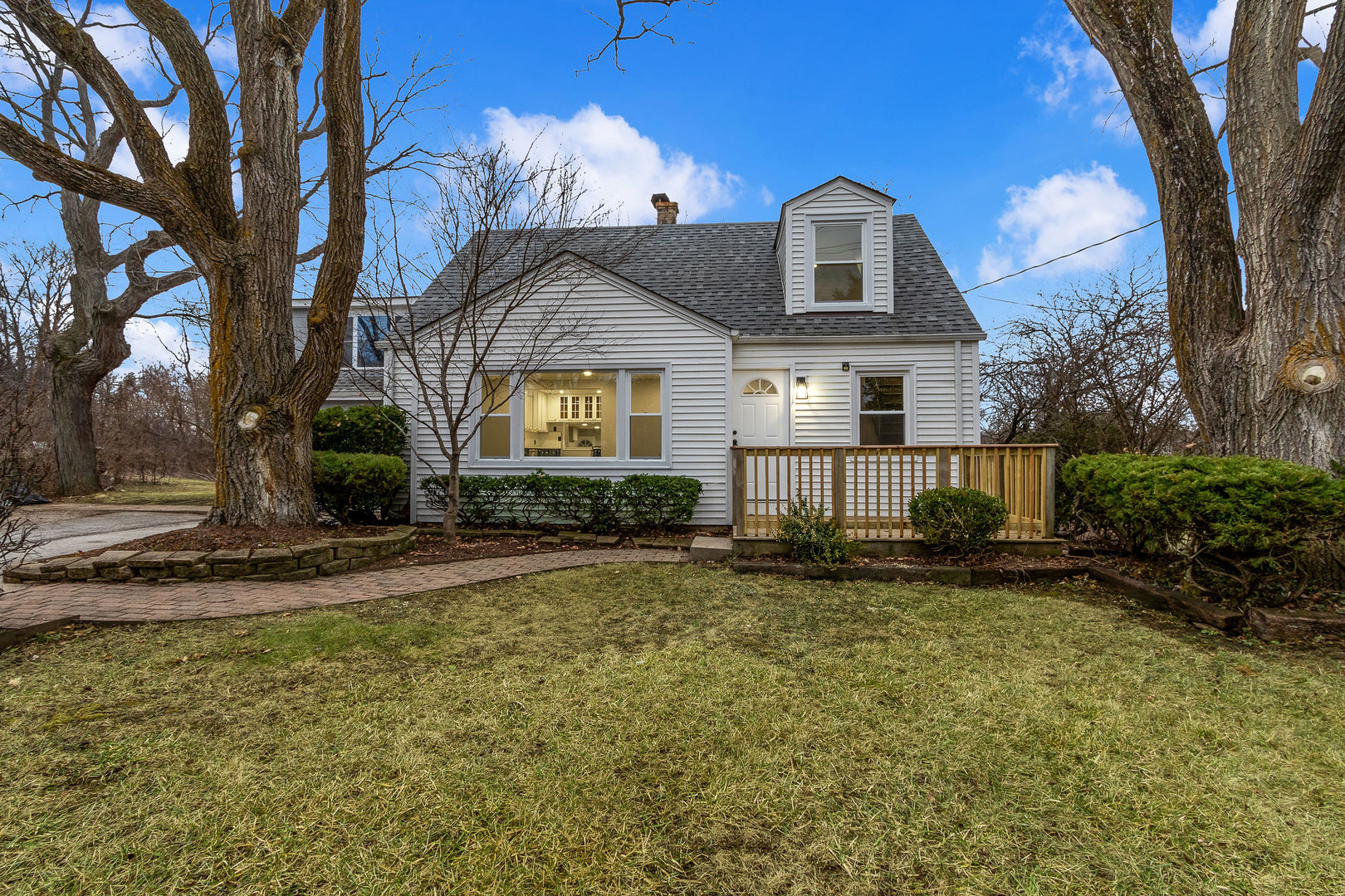 31 US Highway 45, Vernon Hills, IL 60061