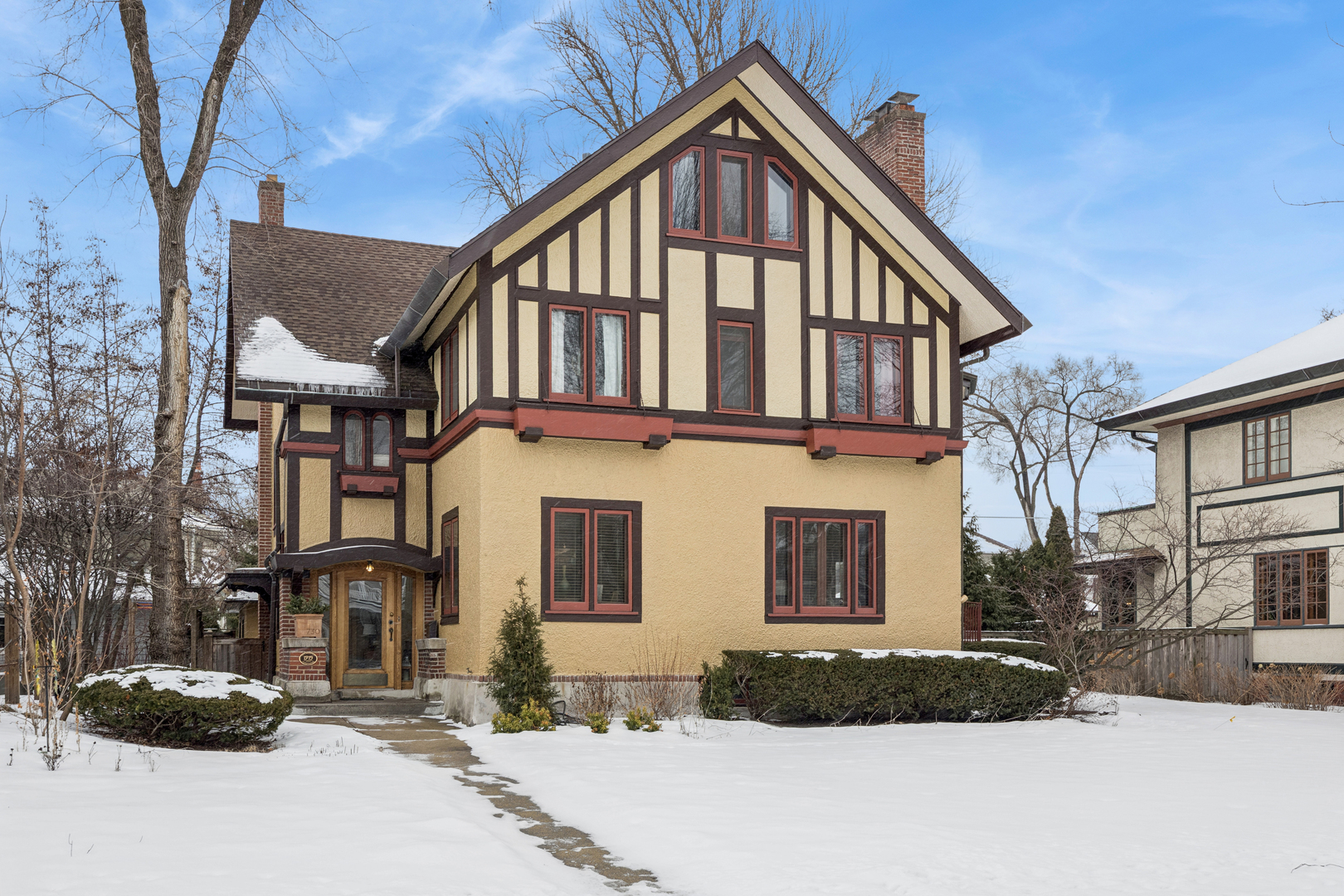 730 Linden Avenue, Oak Park, IL 60302