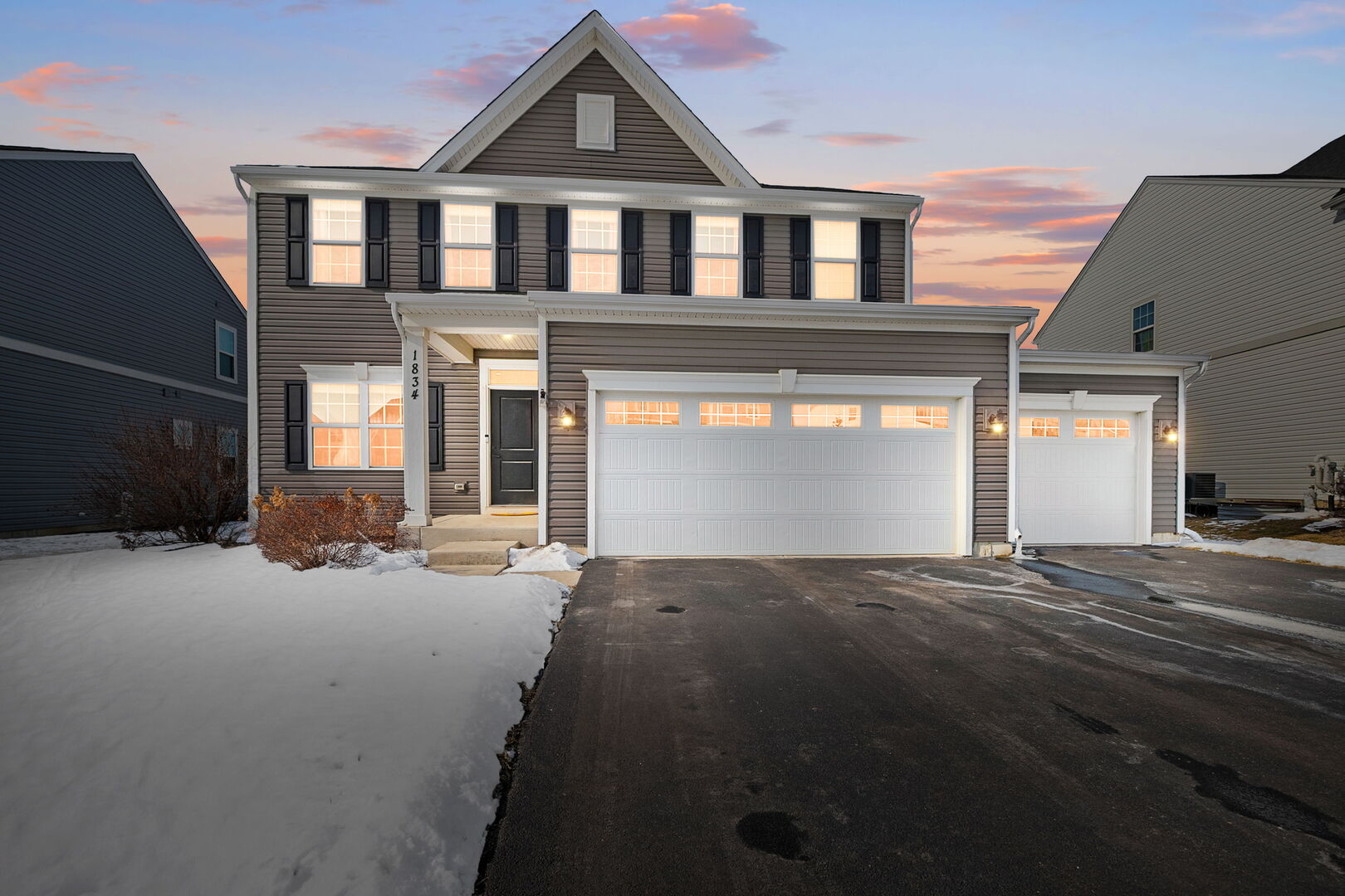 1834 Tall Oaks Drive, Antioch, IL 60002