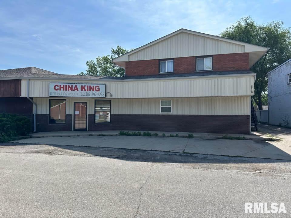 500 Green Park Avenue, Colona, IL 61241