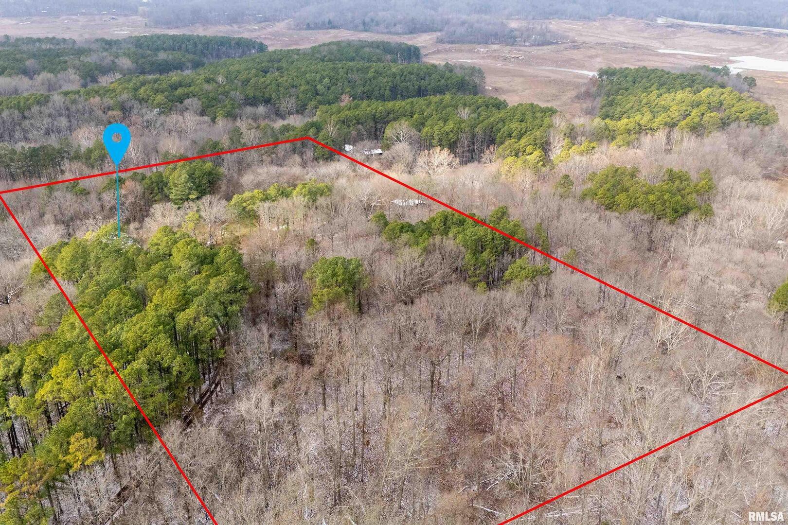 1201 Pine Ridge Ln Lane, Marion, IL 62958