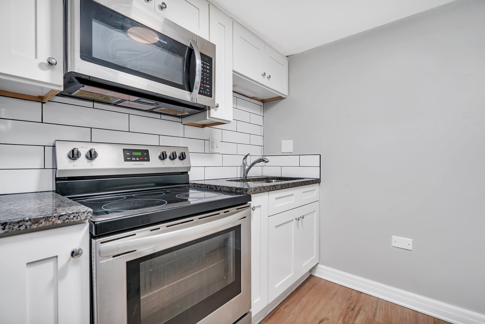 315 Kimbell Avenue, Elmhurst, IL 60126