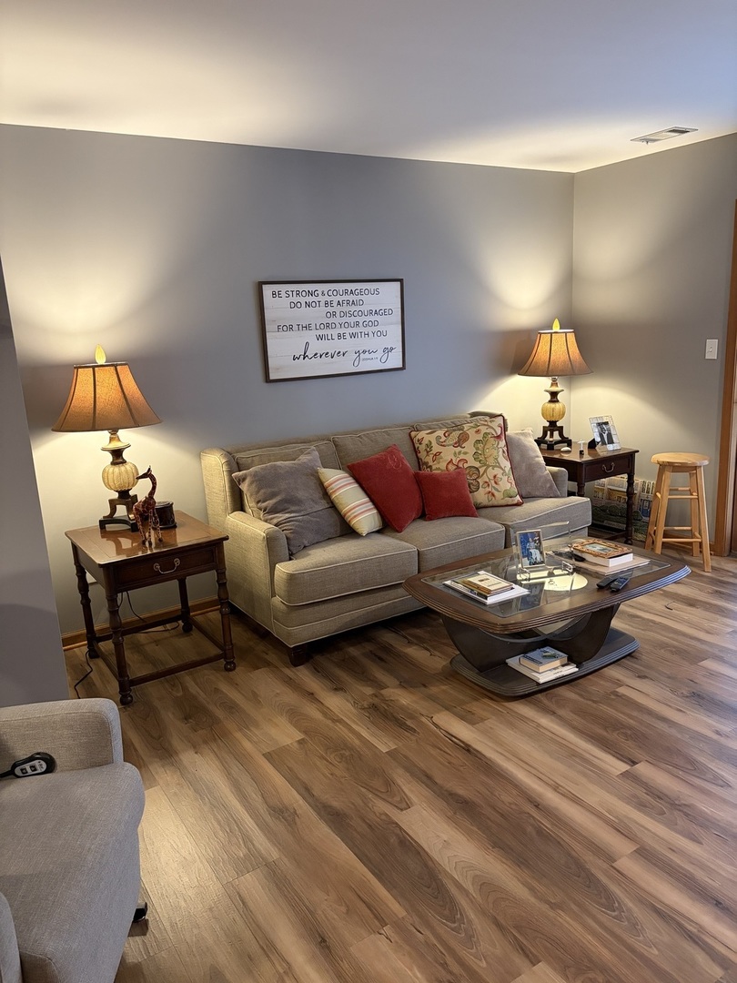 9320 Spring Creek Drive, Highland, IN 46322