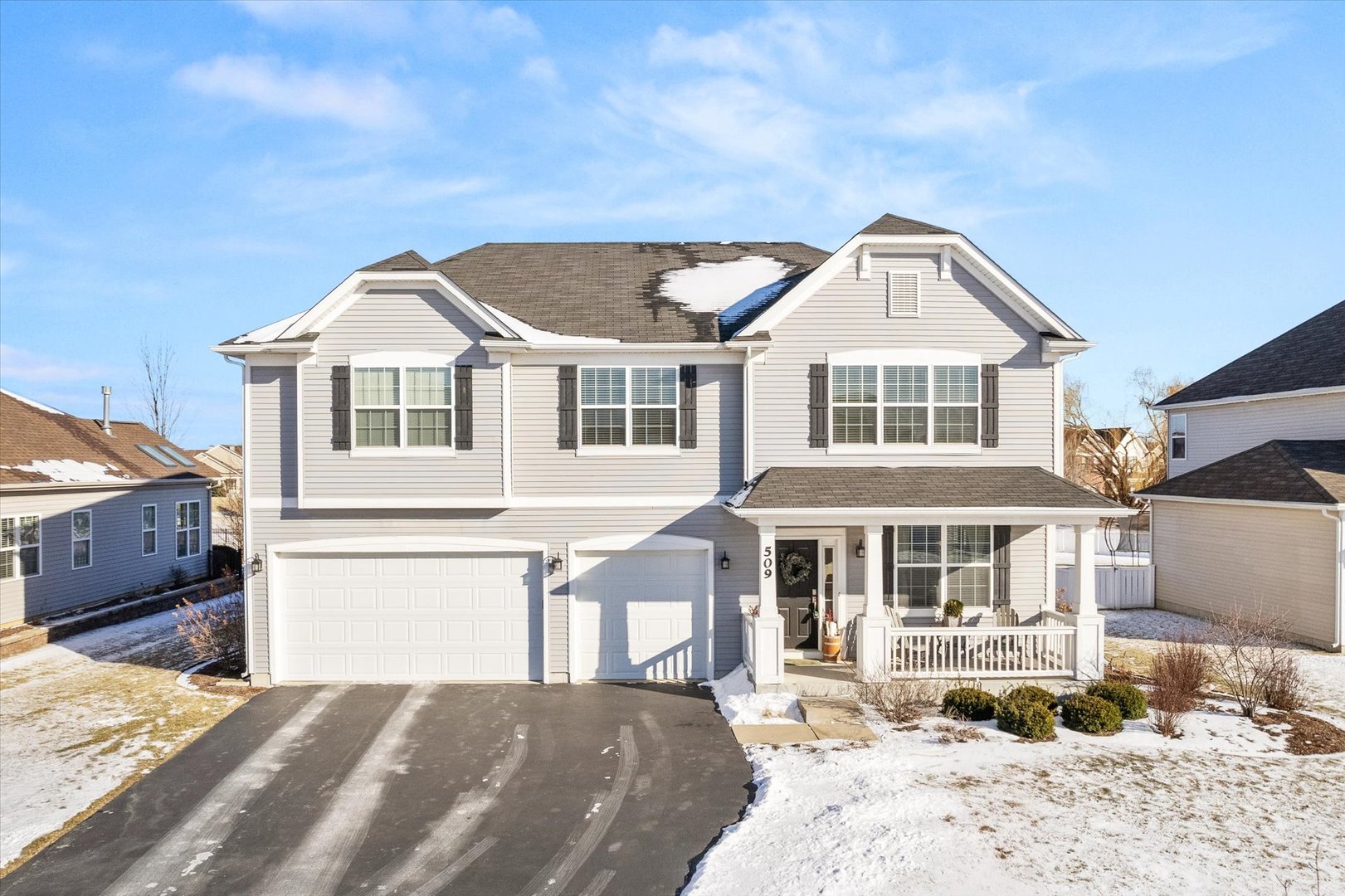 509 Moorfield Avenue, North Aurora, IL 60542