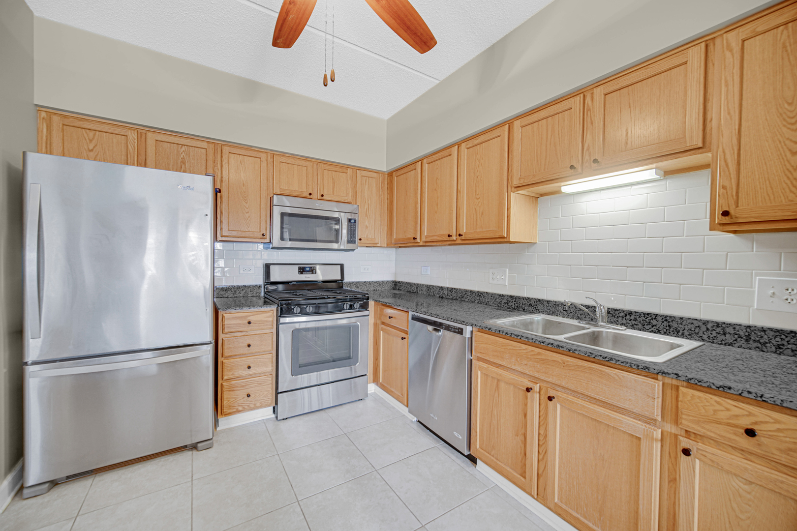 3451 Carriageway Drive, Arlington Heights, IL 60004