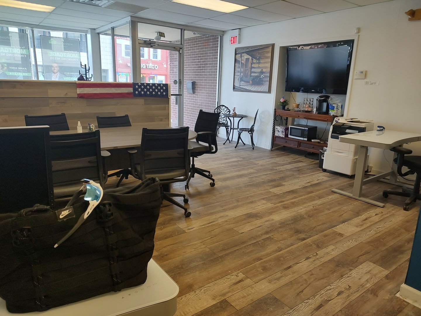 36 Broadway Avenue, Aurora, IL 60505