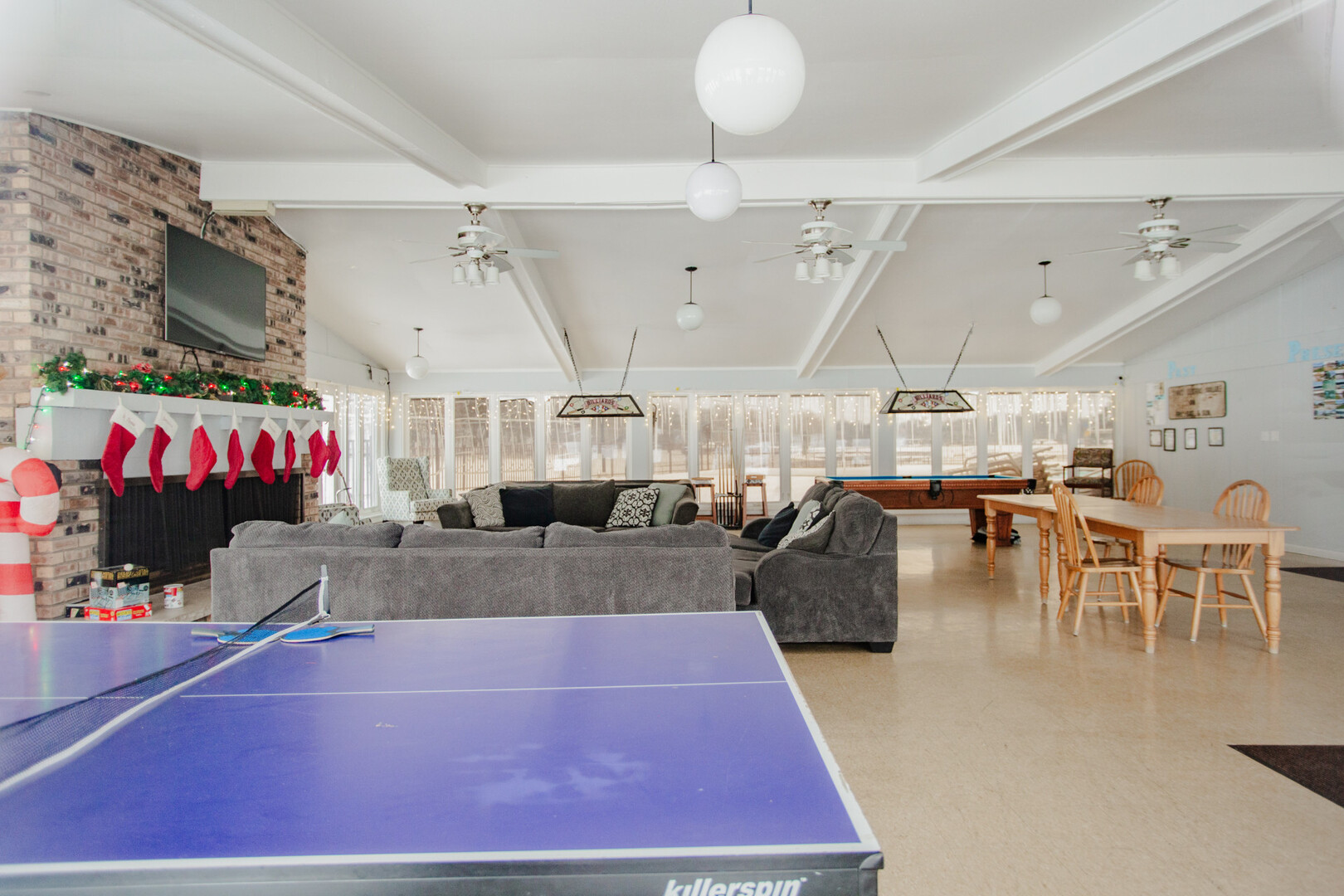 37 Bermuda Colony, Fox Lake, IL 60020