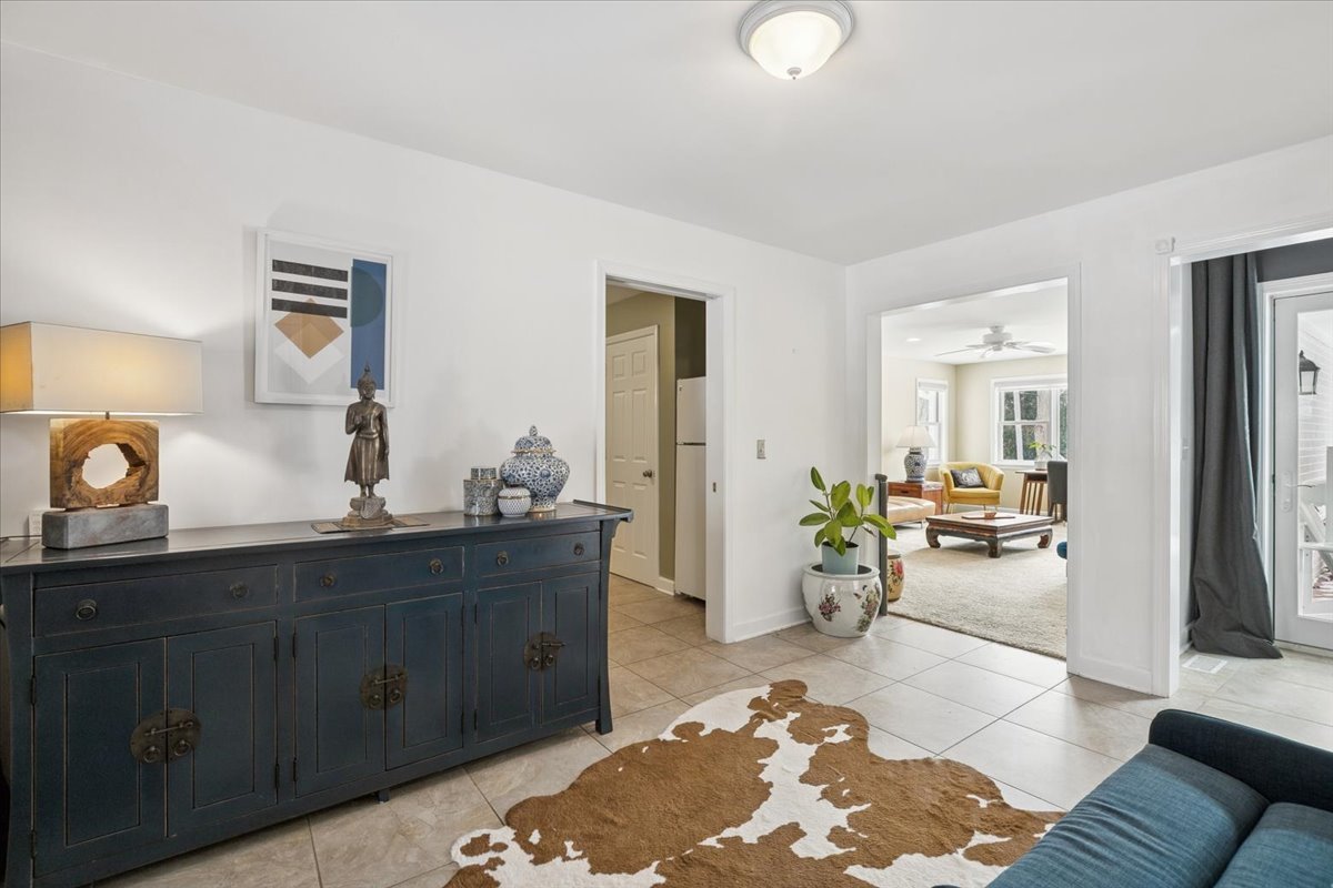 825 Highview Terrace, Lake Forest, IL 60045