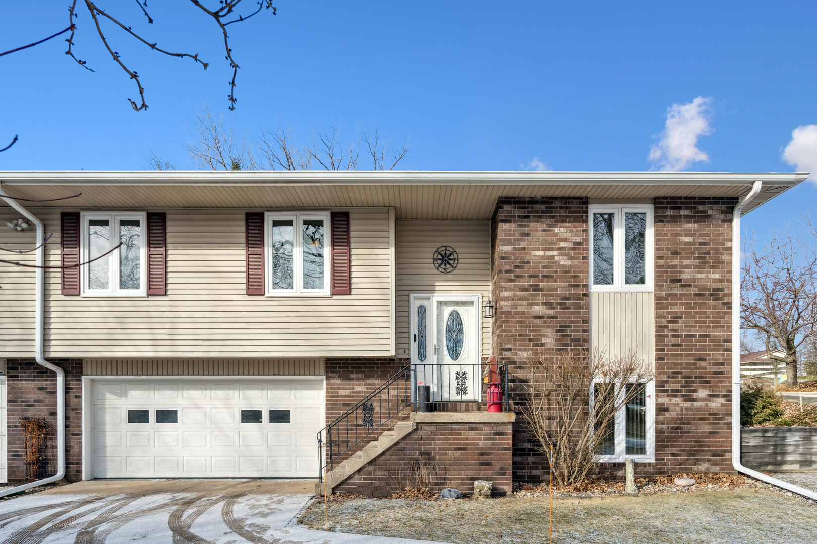 870 47th Avenue, East Moline, IL 61244