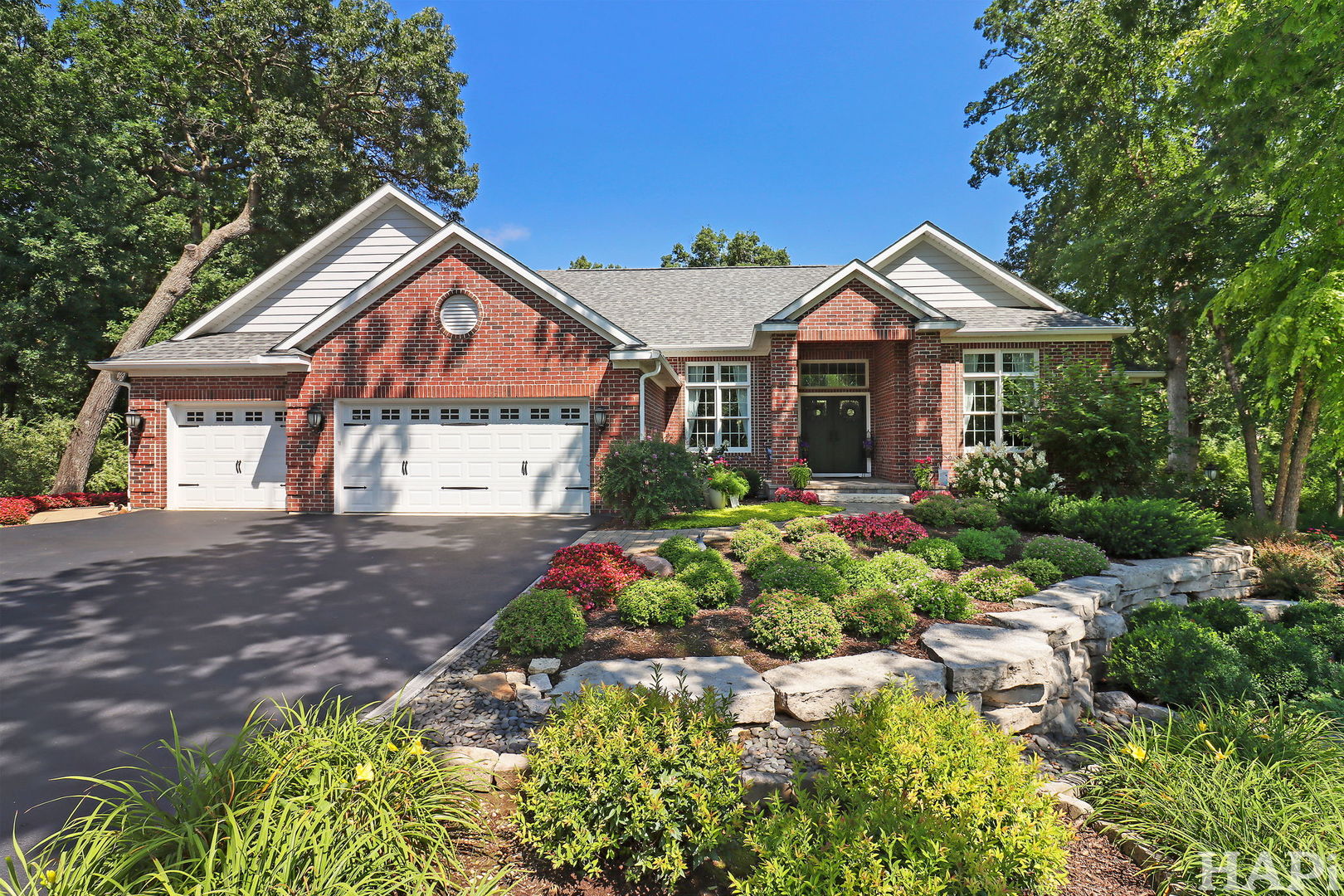 9436 Bellaire Lane, Spring Grove, IL 60081