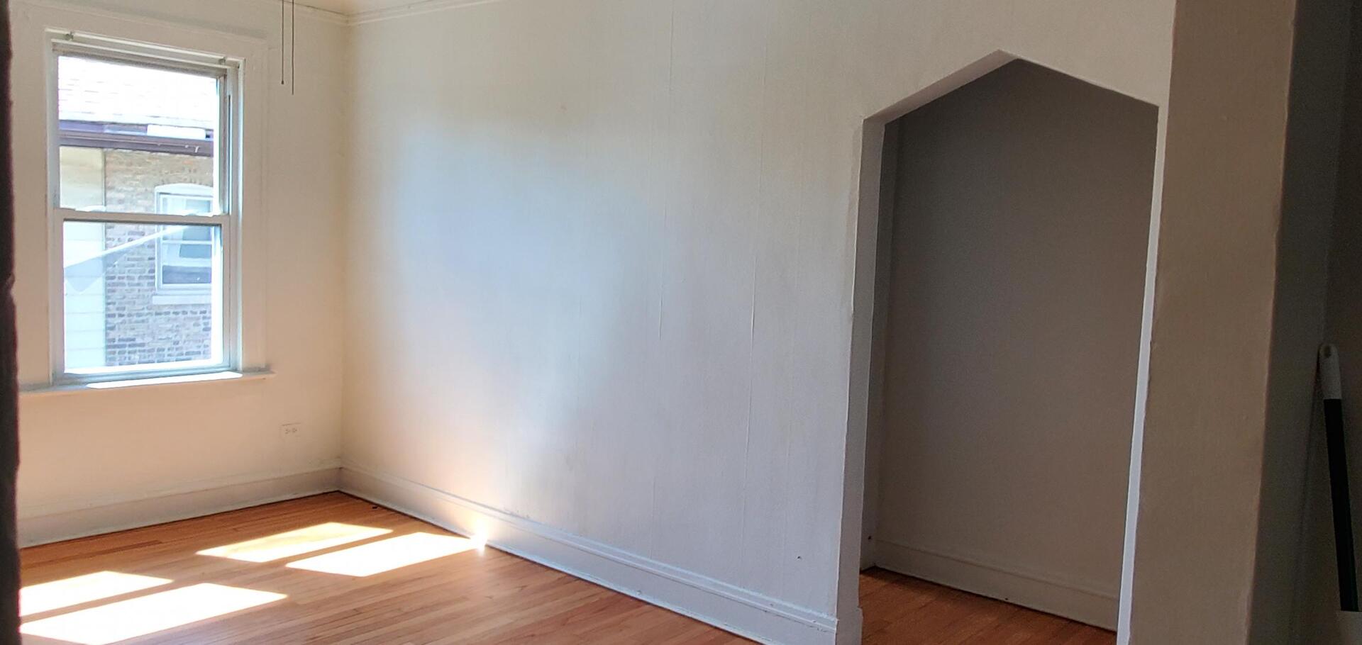 10801 Indiana Avenue, Chicago, IL 60628