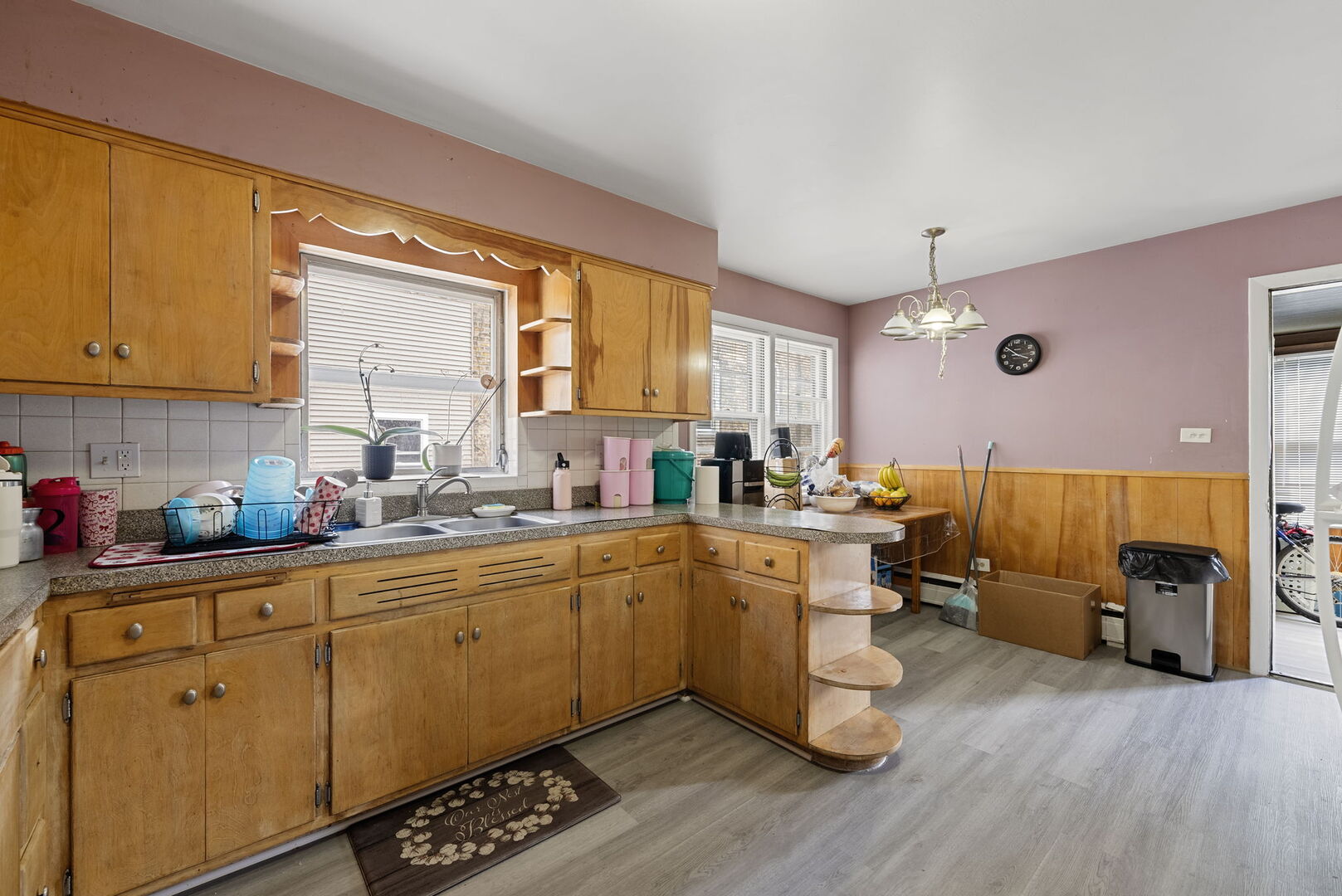 5706 Saint Louis Avenue, Chicago, IL 60659