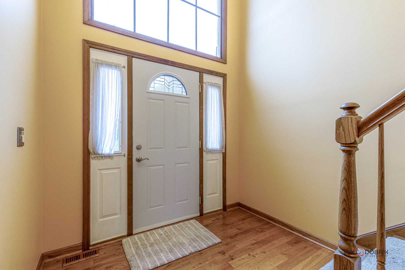 1551 Crowfoot Circle, Hoffman Estates, IL 60169