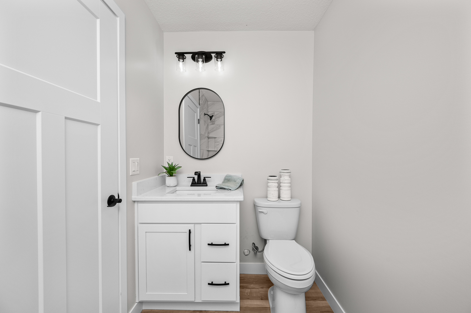 307 White Street, Mccausland, IA 52758