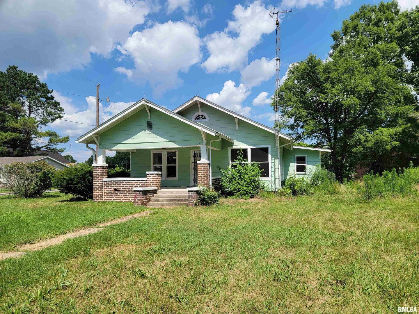 501 DEAN Street, Royalton, IL 62983