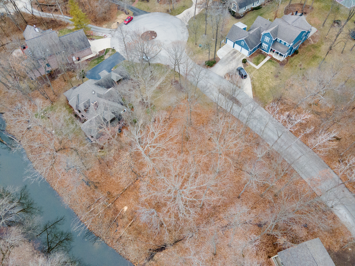 7 Turtle Point, Monticello, IL 61856