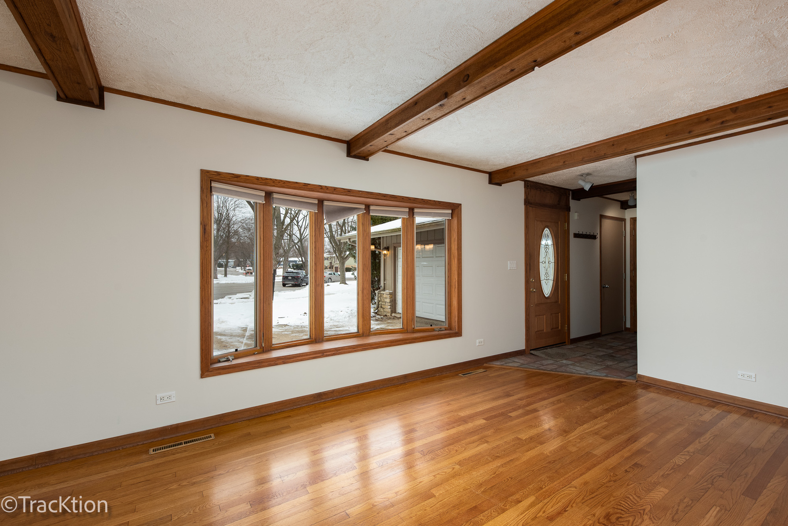 6724 Meadowcrest Drive, Downers Grove, IL 60516