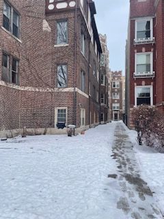 1354 Greenleaf Avenue, Chicago, IL 60626