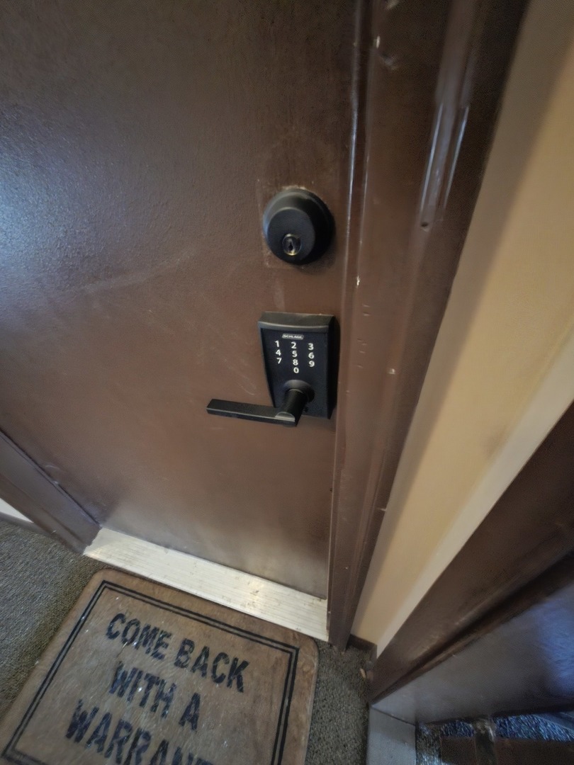 664 Pinecrest Drive, Prospect Heights, IL 60070