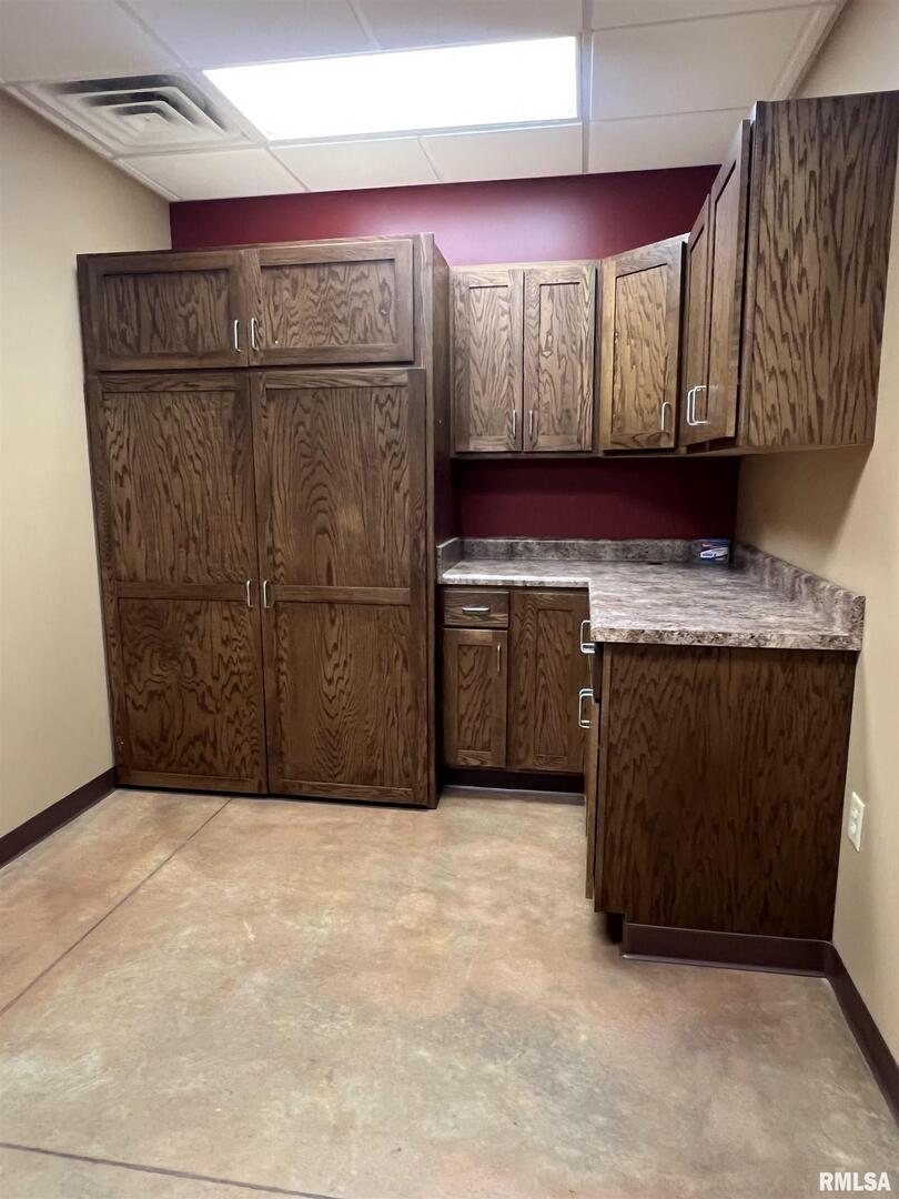 215 MAIN Street, Port Byron, IL 61275