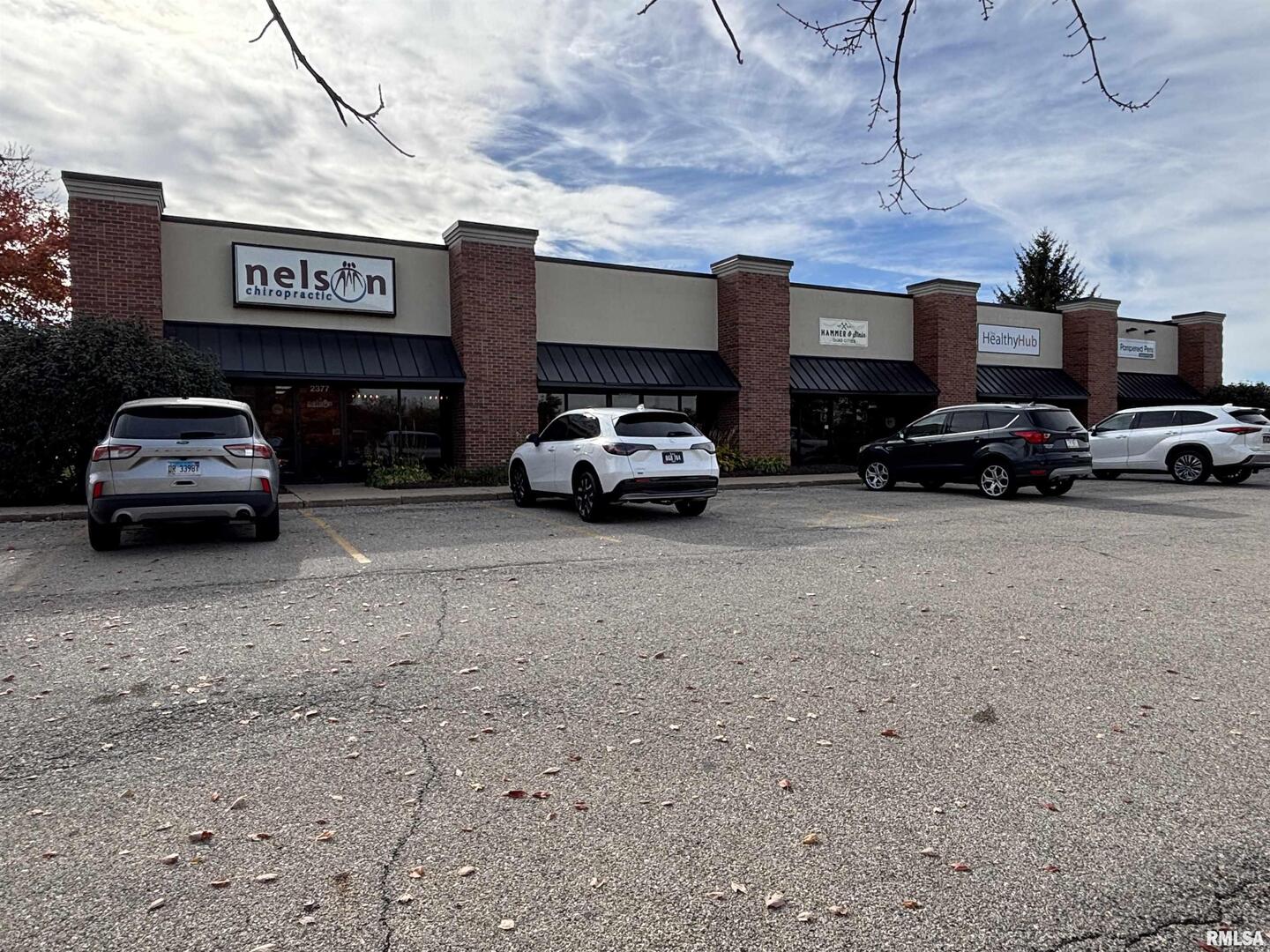 2367-2377 CUMBERLAND Drive, Bettendorf, IA 52722