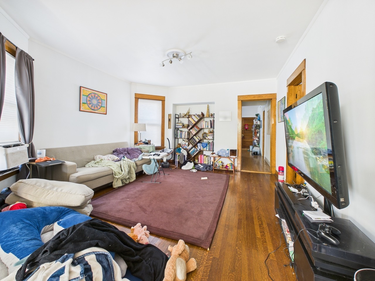 4318 Albany Avenue, Chicago, IL 60618