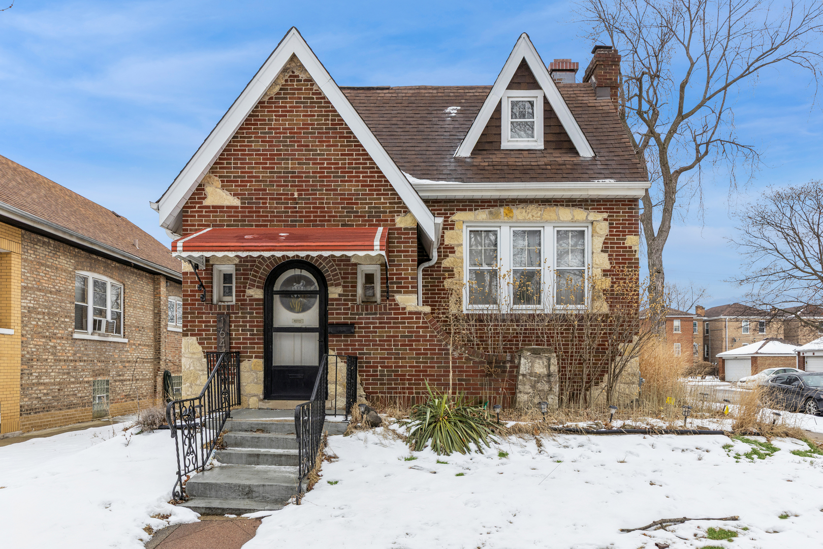 1647 Clinton Avenue, Berwyn, IL 60402