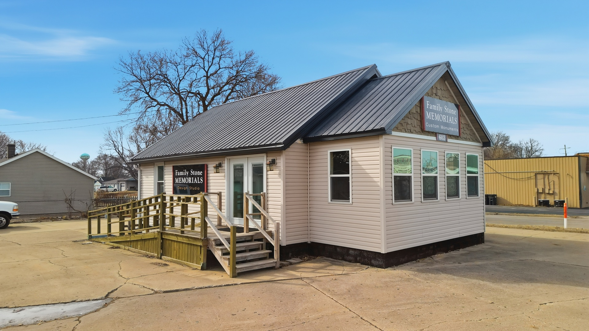 603 Rock Falls Road, Rock Falls, IL 61071