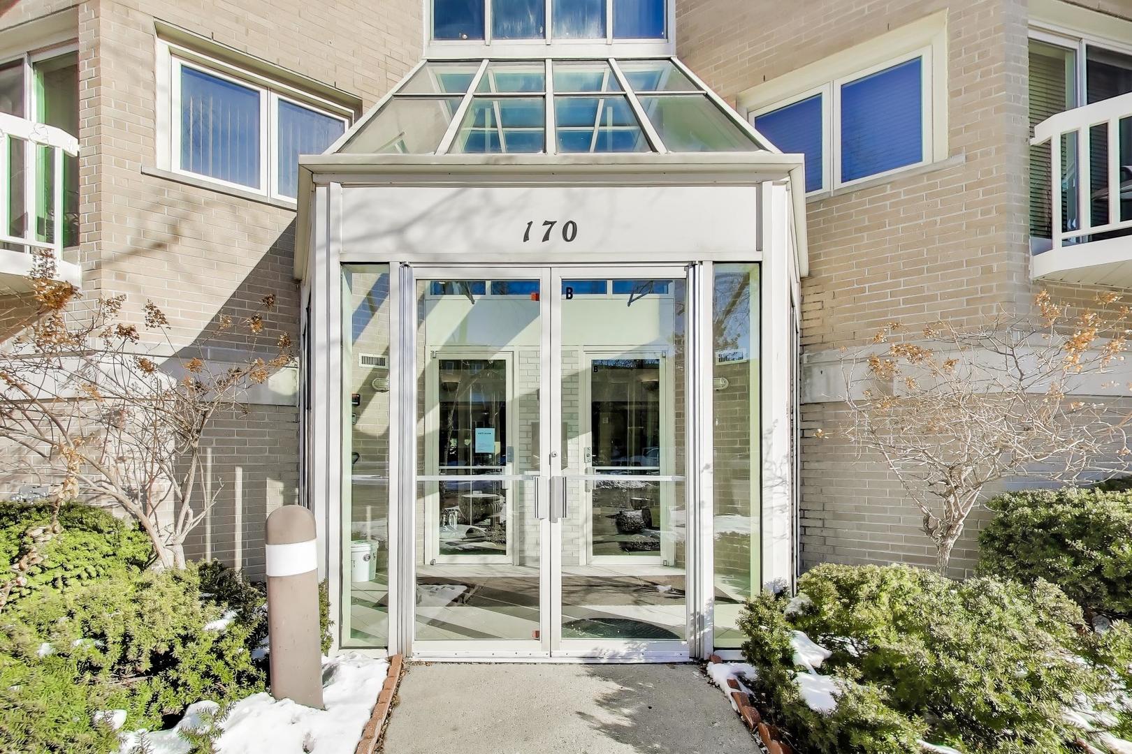 170 manchester Drive, Buffalo Grove, IL 60089