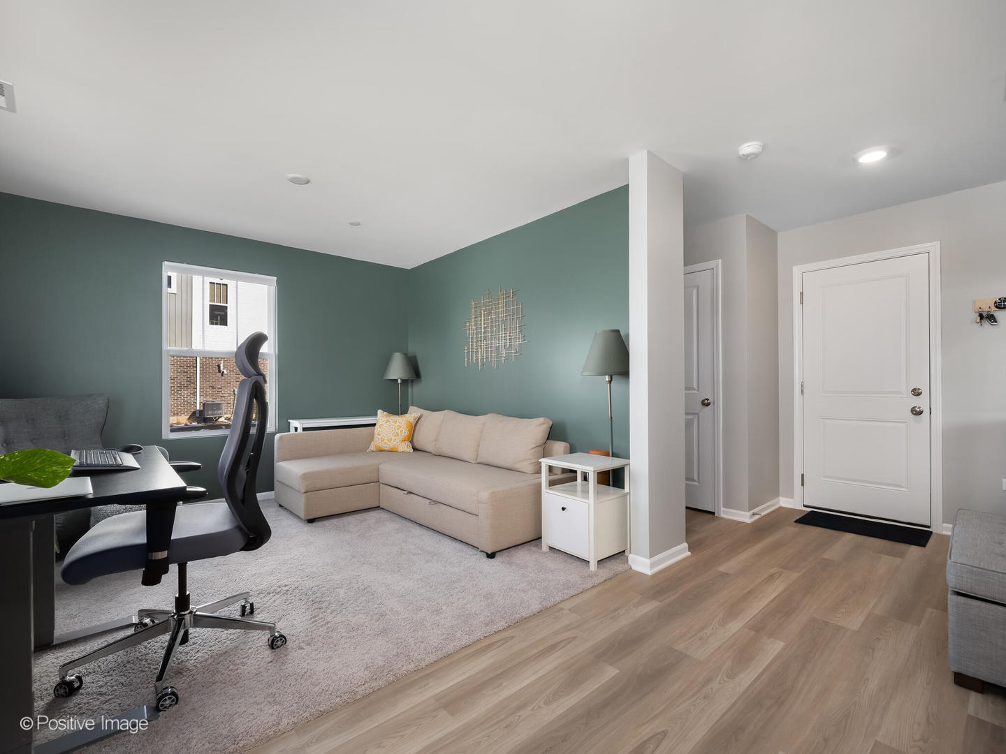 1080 Bogart Street, Des Plaines, IL 60018