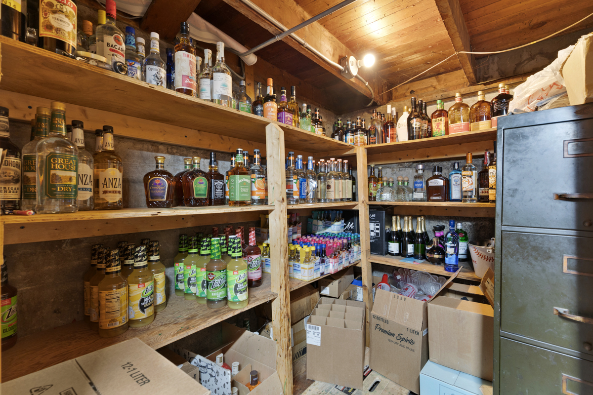 195 Main Street, Burlington, IL 60109