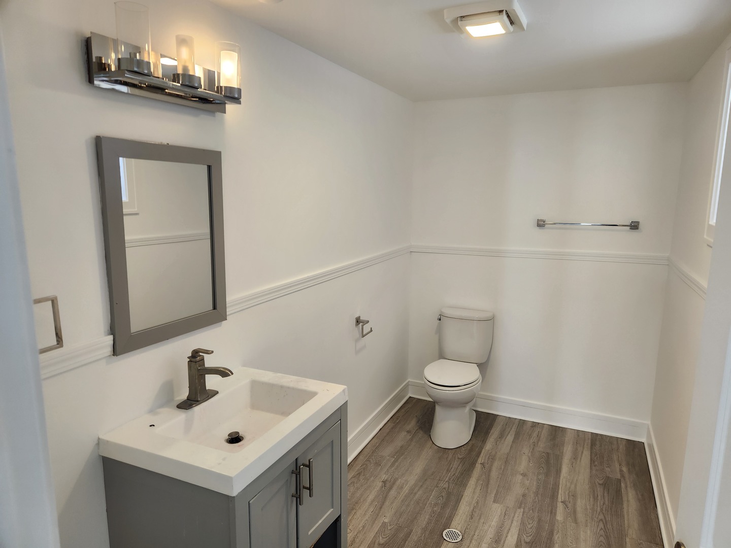 2347 Taylor Street, Chicago, IL 60612